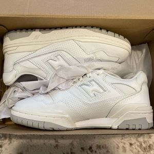 NEW IN BOX New Balance 550